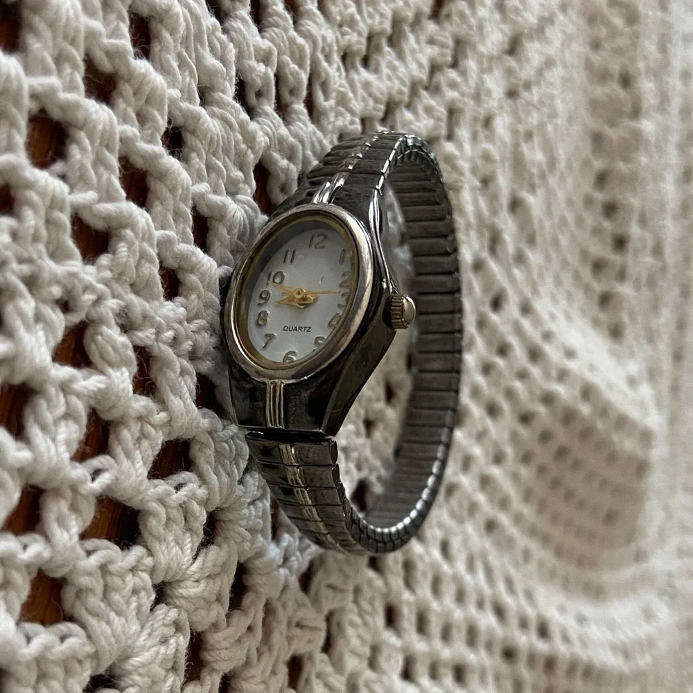 Quartz Silver Women's Watch